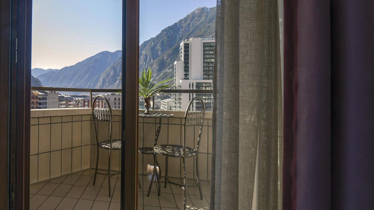 Roc Blanc Hotel & Spa Andorra la Vella Exteriör bild