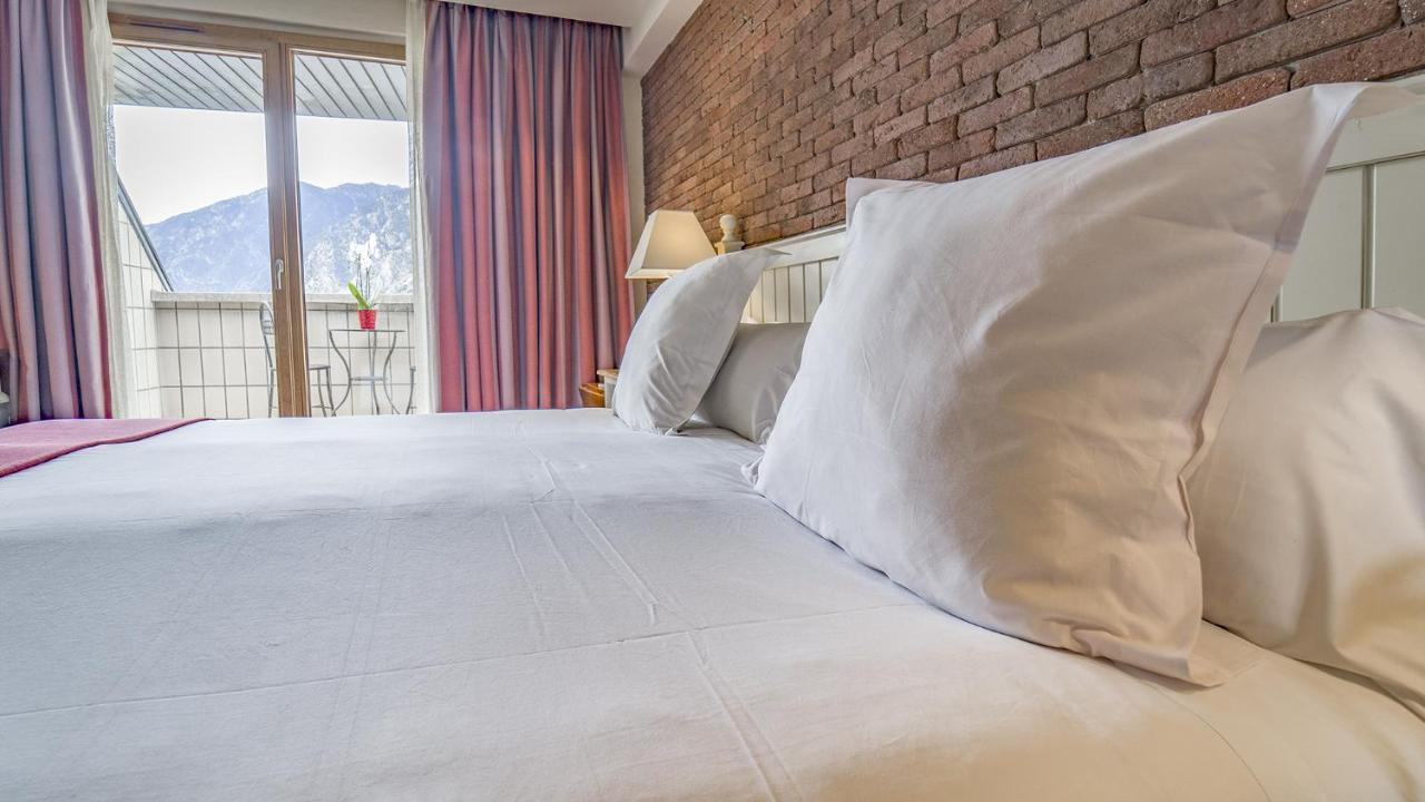 Roc Blanc Hotel & Spa Andorra la Vella Exteriör bild